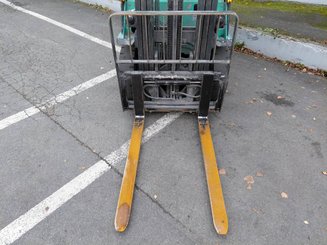 Четырехопорные погрузчики Mitsubishi FG25NT