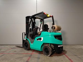 Четырехопорные погрузчики Mitsubishi FG25NT