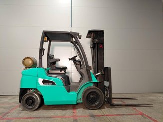 Четырехопорные погрузчики Mitsubishi FG25NT