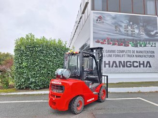 Четырехопорные погрузчики Hangcha XF35G