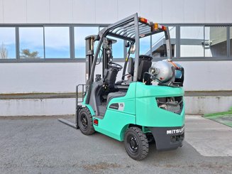 Четырехопорные погрузчики Mitsubishi FG15N