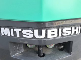 Четырехопорные погрузчики Mitsubishi FG15N