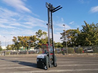 Четырехходовый вилочный погрузчик AMLIFT AGILIFT 3000E