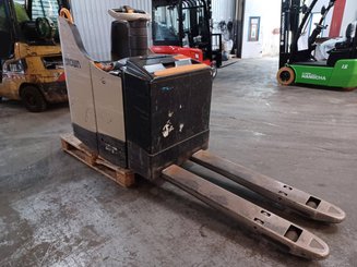 Гидростатический Crown WT3040 2.00