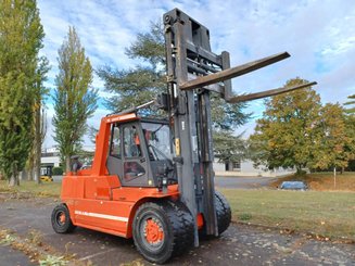 Четырехопорные погрузчики Mora M180C