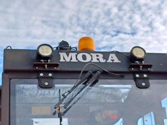 Четырехопорные погрузчики Mora M180C