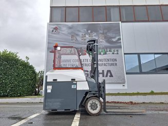 Четырехходовый вилочный погрузчик AMLIFT AGILIFT 4000E