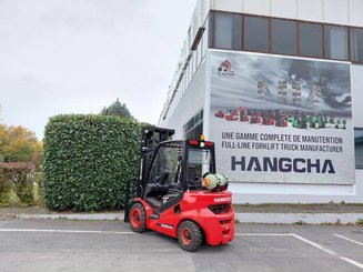 Четырехопорные погрузчики Hangcha XF30G-2