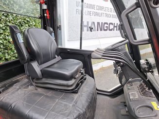 Четырехопорные погрузчики Hangcha XF25D