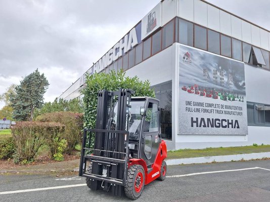 Четырехопорные погрузчики Hangcha XF25D - 1