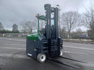 Четырехходовый вилочный погрузчик Combilift CBE3000