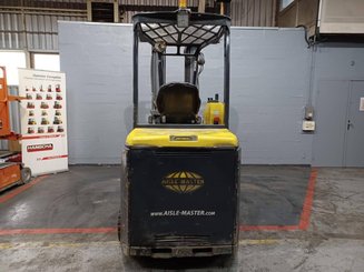 Узкопроходный погрузчик Aisle Master 20SE