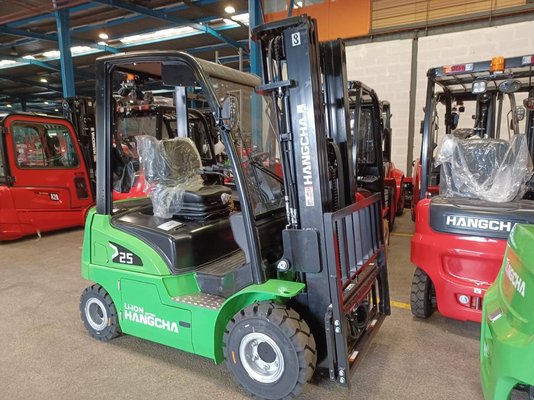 Четырехопорные погрузчики Hangcha XC25i - 1