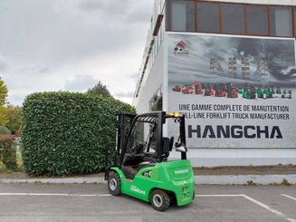 Четырехопорные погрузчики Hangcha XC25i