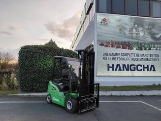 Четырехопорные погрузчики Hangcha XC25i - 1