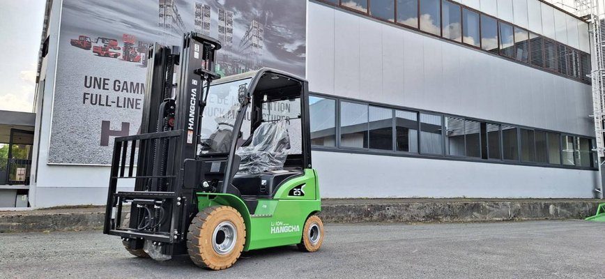 Четырехопорные погрузчики Hangcha XC25i - 1