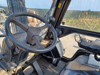 Четырехопорные погрузчики Caterpillar DP50K2