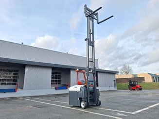 Четырехходовый вилочный погрузчик AMLIFT AGILIFT 3000E