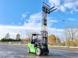 Электрический погрузчик Hangcha XE35Hi (CPD35-XEY2H1-SI)