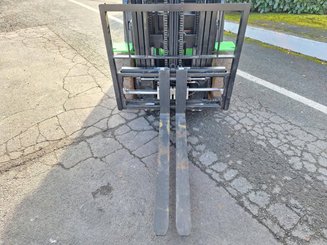 Четырехопорные погрузчики Hangcha AE25-I