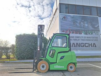 Четырехопорные погрузчики Hangcha AE25-I