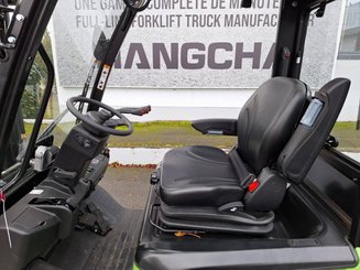 Четырехопорные погрузчики Hangcha AE30-I