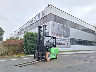 Четырехопорные погрузчики Hangcha AE30-I
