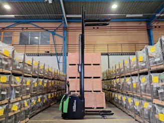 Штабелер с откидной платформой Hangcha CDD16-AC2S-LI - 16