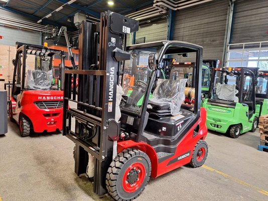 Четырехопорные погрузчики Hangcha XF25G-2 - 1