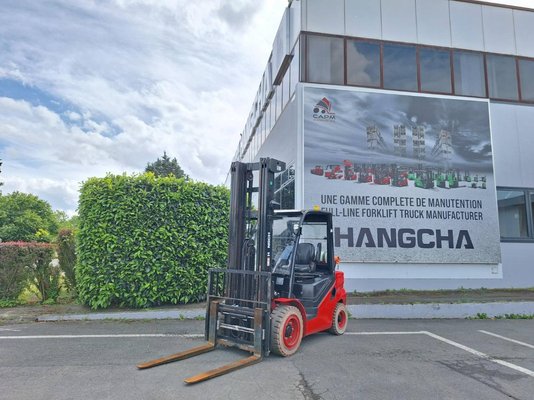 Четырехопорные погрузчики Hangcha XF35G-2 - 1