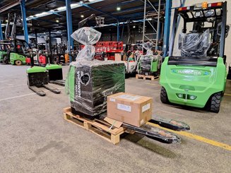 Трехсекционная Hangcha CBD20-AC2S-i - 1