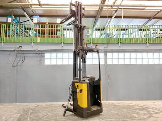 Штабелеры с платформой для оператора Caterpillar NSR16N