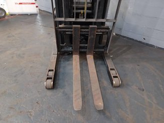 Штабелер Crown SHR5540-1.6 - 7