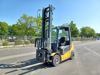 Четырехопорные погрузчики Jungheinrich TFG425500ZT