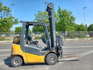 Четырехопорные погрузчики Jungheinrich TFG425500ZT