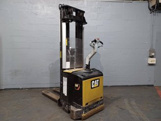 Штабелеры с электроприводом Caterpillar NSV16Ni