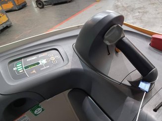 Трехсекционная Crown RT4020-2.0