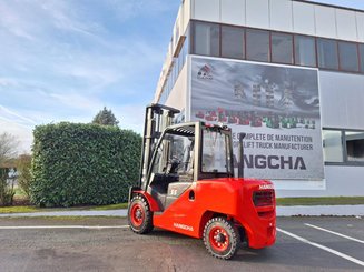Четырехопорные погрузчики Hangcha XF55D