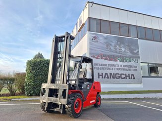 Четырехопорные погрузчики Hangcha XF55D