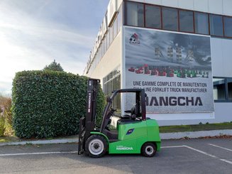 Четырехопорные погрузчики Hangcha AE30-I