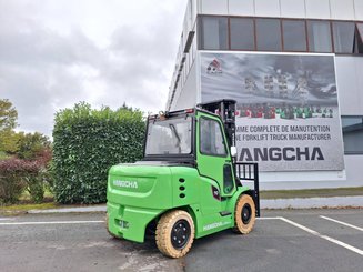 Четырехопорные погрузчики Hangcha X70i
