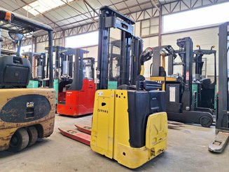 Штабелеры с платформой для оператора Hyster S1.5S
