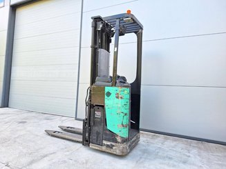 Штабелеры с платформой для оператора Caterpillar NSR16N - 4