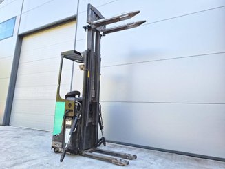Штабелеры с платформой для оператора Caterpillar NSR16N - 9