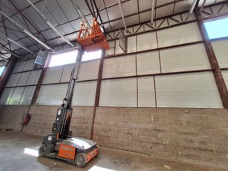 Строительный подъёмник с вертикальной мачтой JLG TOUCAN DUO