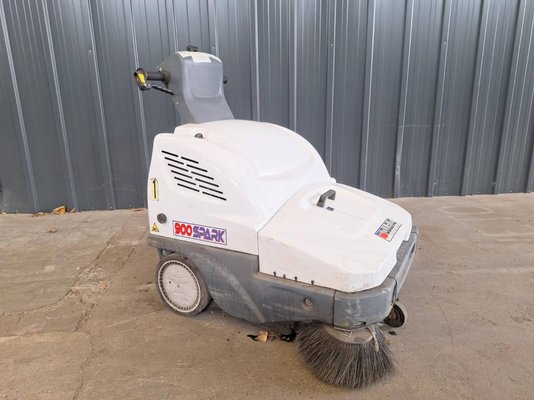 Подметальная машина Dulevo 900SPARK - 1