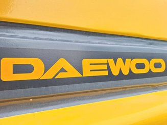 Четырехопорные погрузчики Deawoo D70S-2