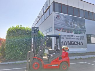 Четырехопорные погрузчики Hangcha XF25G-2