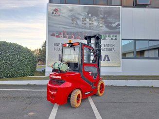 Четырехопорные погрузчики Hangcha XF35G-2