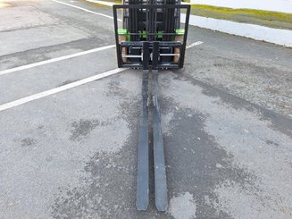 Четырехопорные погрузчики Hangcha AE25-I